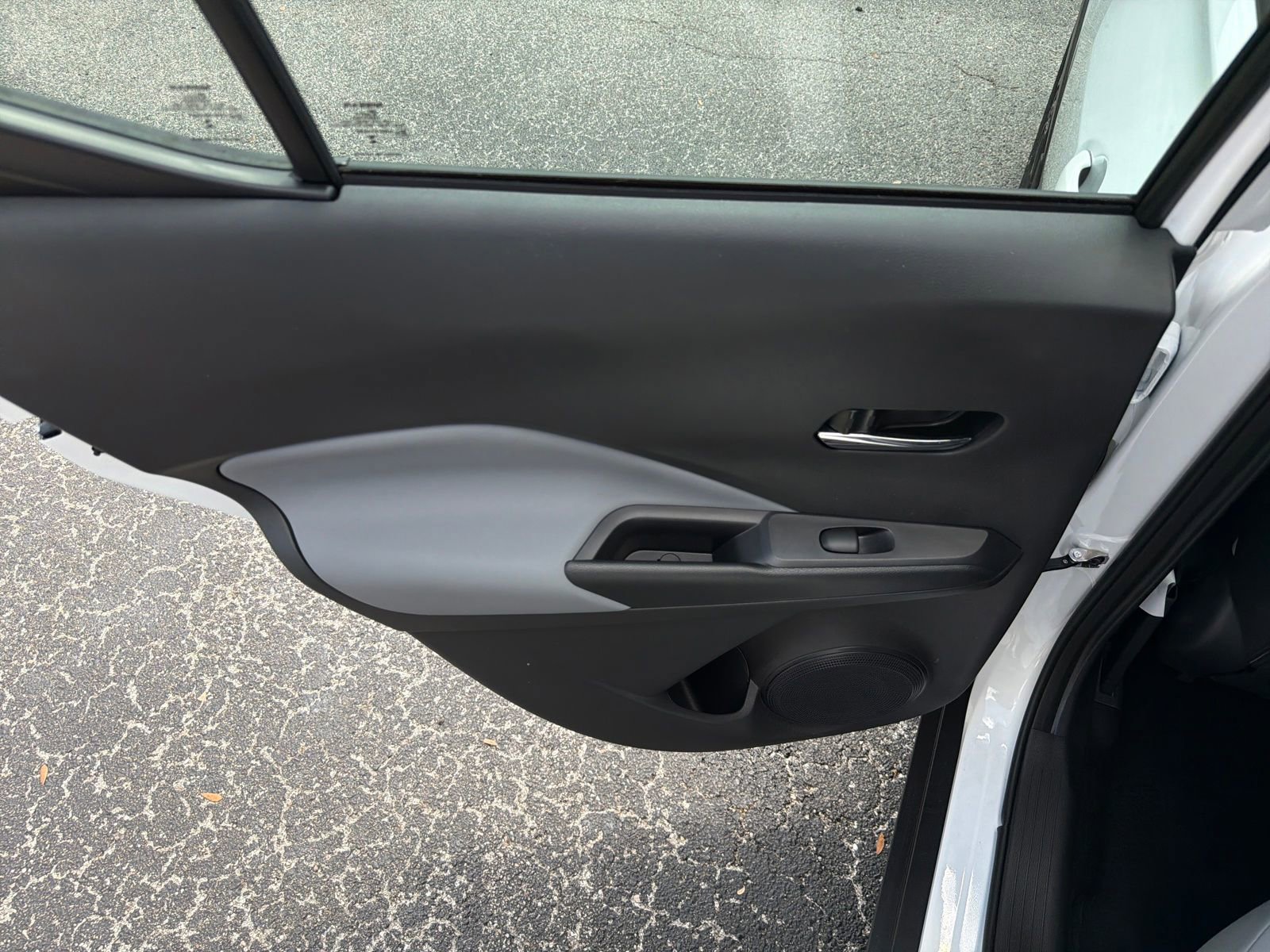 Certified 2024 Nissan Kicks SR w/ SR Premium Package image 21