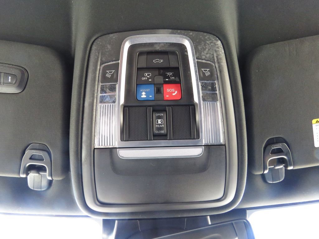 Used 2021 RAM 1500 Limited w/ Off Road Group AWD/4WD image 27