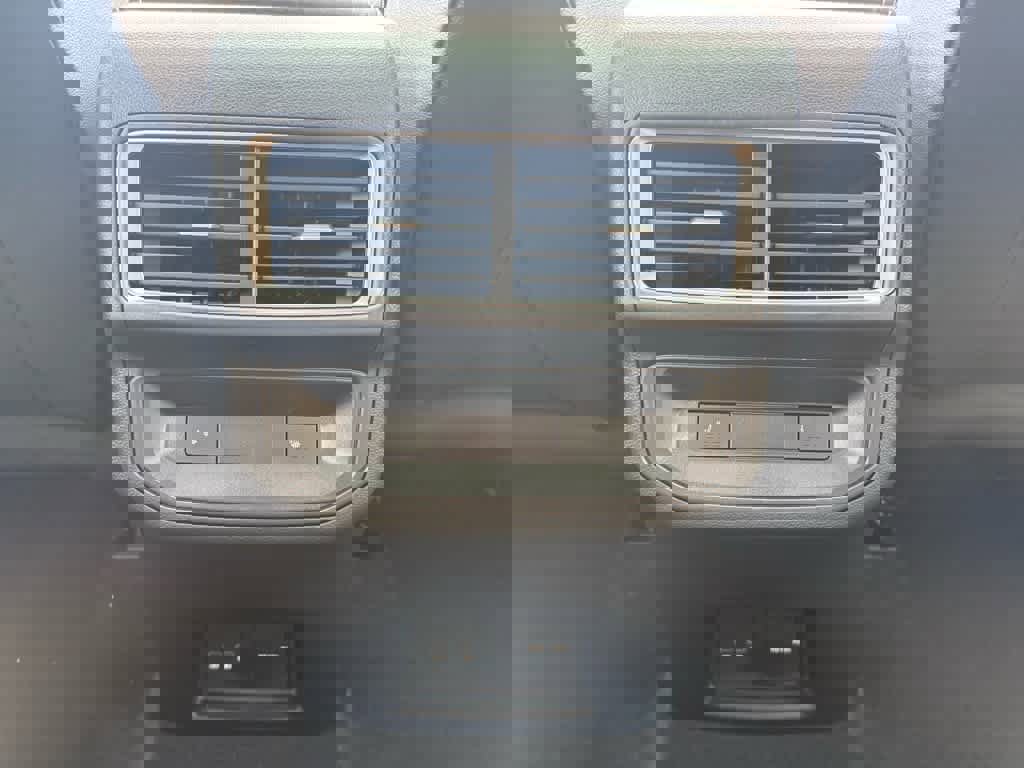 New 2026 Volkswagen Atlas Cross Sport SEL image 23
