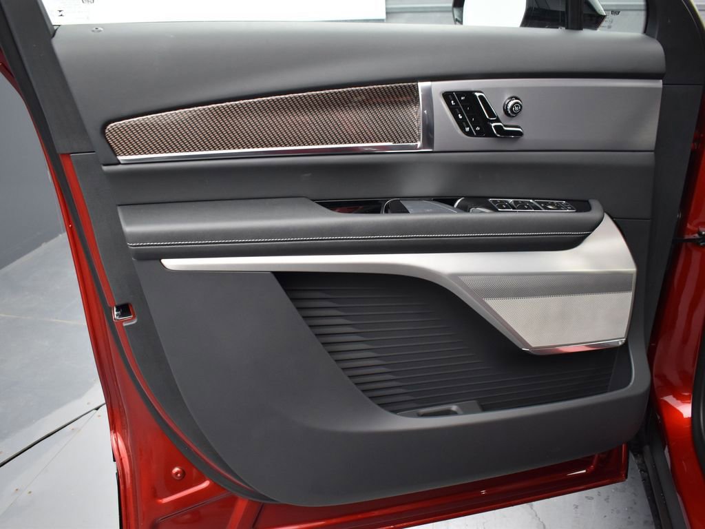 New 2026 Cadillac Vistiq Sport w/ LPO, Floor Liner Package image 10