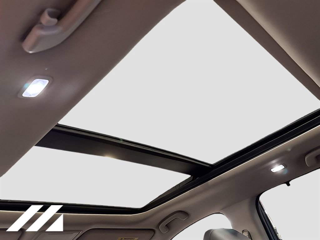 Used 2025 Honda Pilot Elite image 24