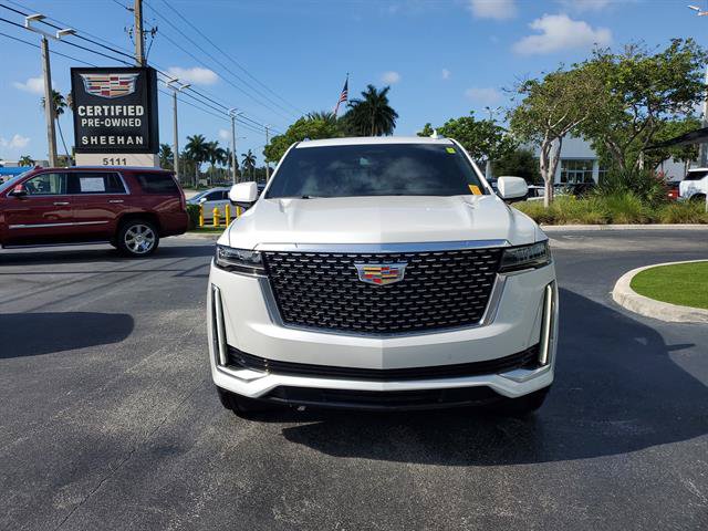 Certified 2024 Cadillac Escalade Luxury RWD image 27