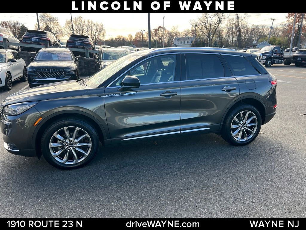 Used 2020 Lincoln Corsair AWD w/ Premium Package image 2