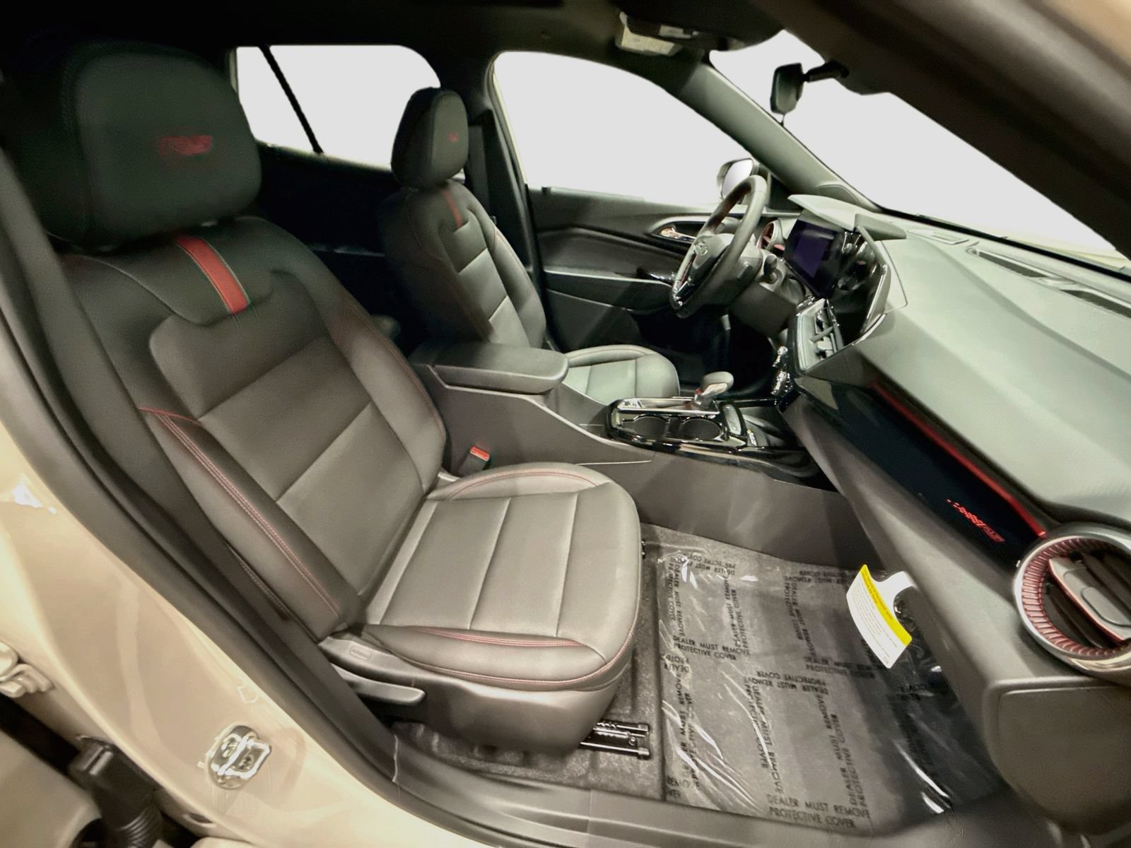 New 2026 Chevrolet Trax RS w/ Sunroof Package FWD image 31