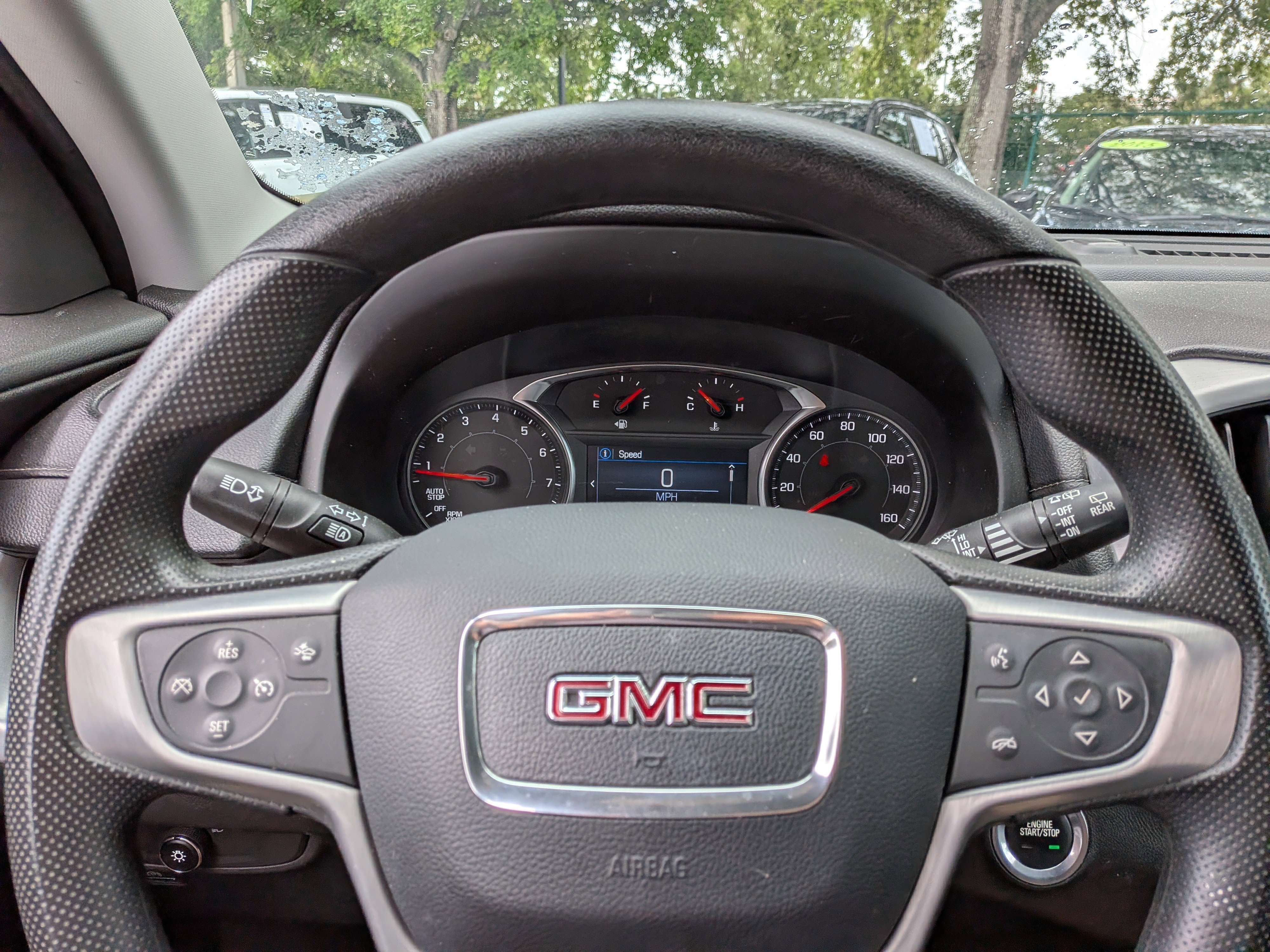 Used 2024 GMC Terrain SLE FWD image 26