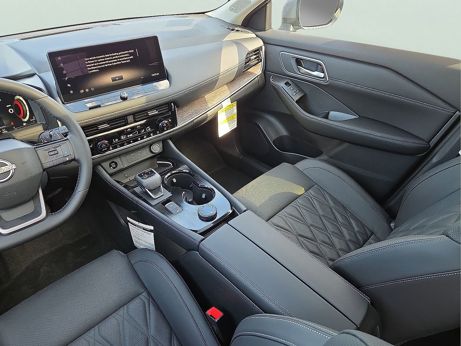 New 2026 Nissan Rogue Platinum w/ Platinum Premium Package AWD/4WD image 12