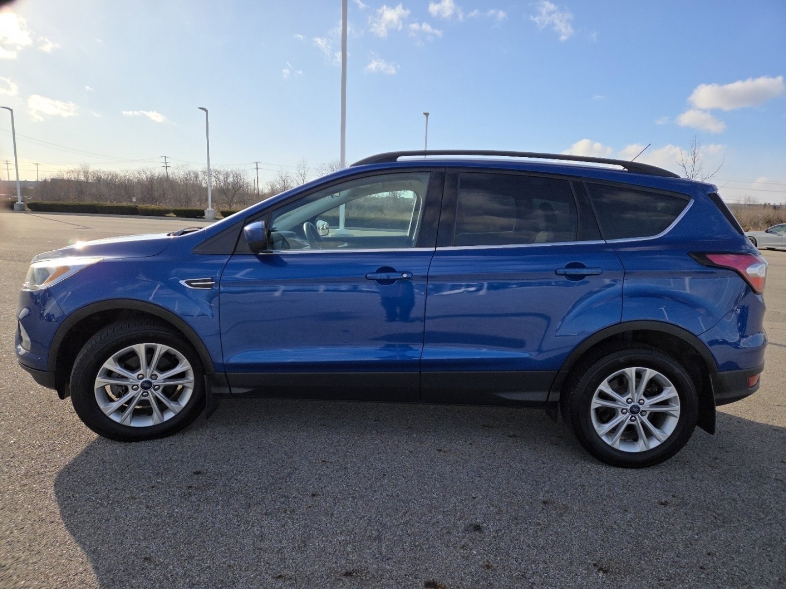 Used 2018 Ford Escape SE image 14