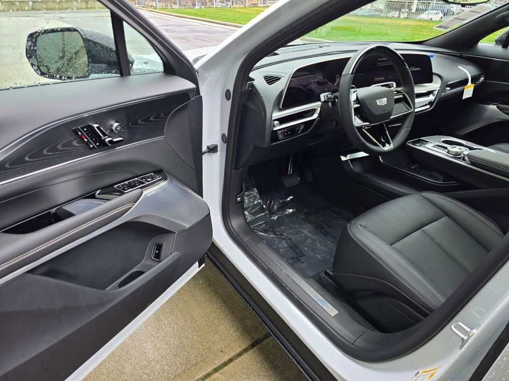 New 2026 Cadillac Lyriq Premium Sport image 19