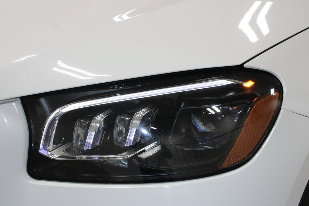 Used 2024 Mercedes-Benz GLS 450 4MATIC image 13