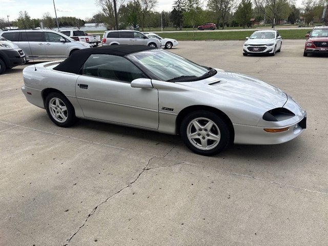 Used 1997 Chevrolet Camaro Z28 w/ Preferred Equipment Group 2 RWD image 15