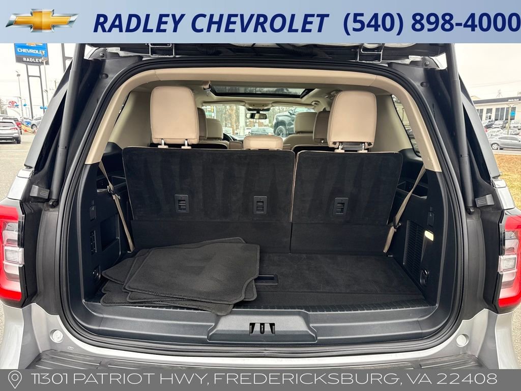 Used 2024 Ford Expedition Limited image 16