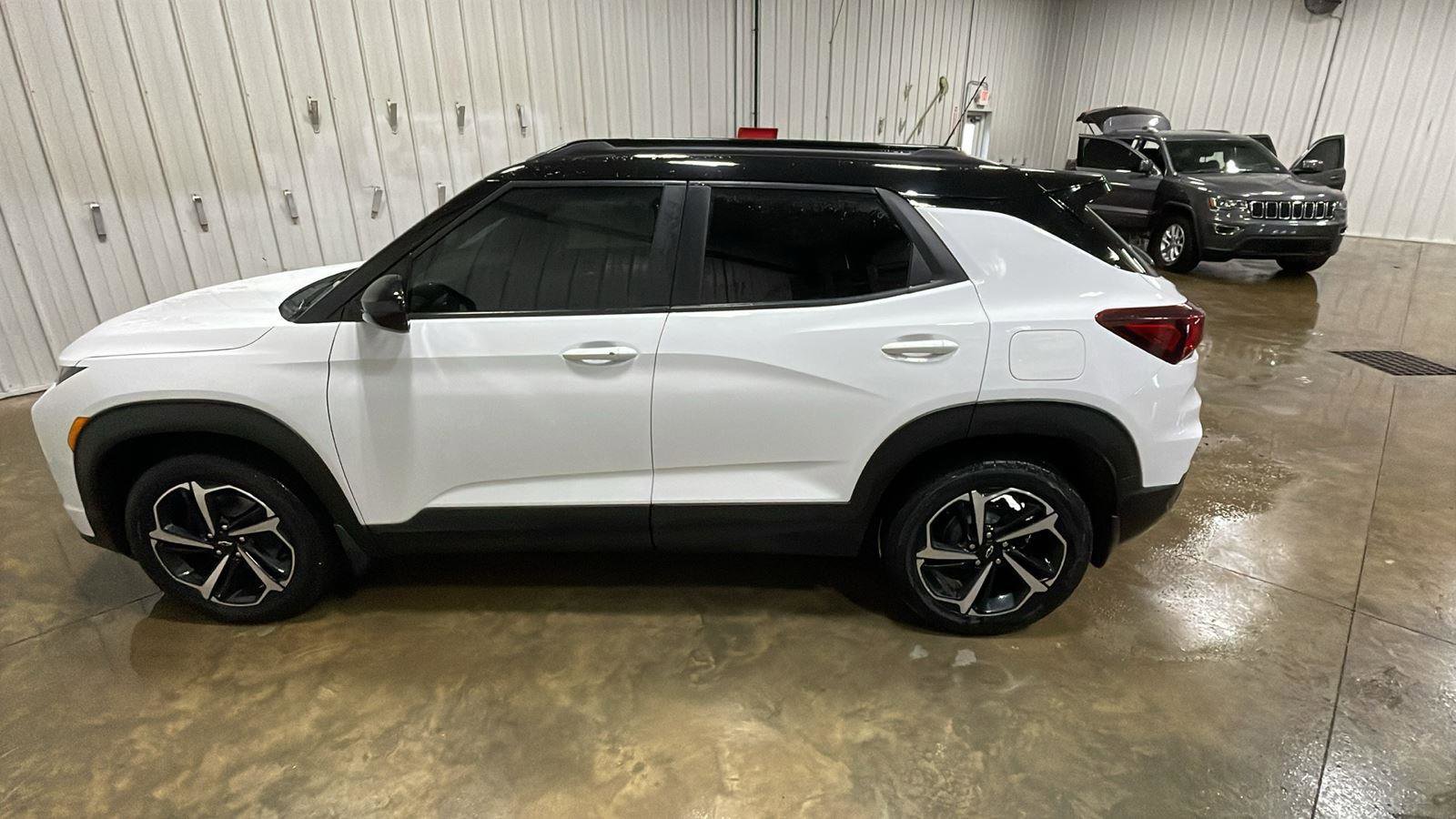 Used 2021 Chevrolet TrailBlazer RS w/ Convenience Package image 7
