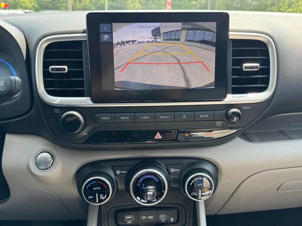 Certified 2026 Hyundai Venue SEL FWD image 41
