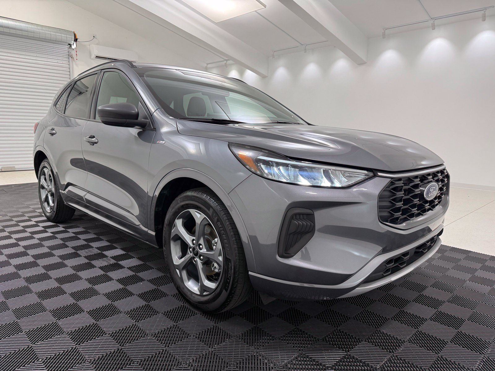 Used 2024 Ford Escape ST-Line w/ Tech Pack #1