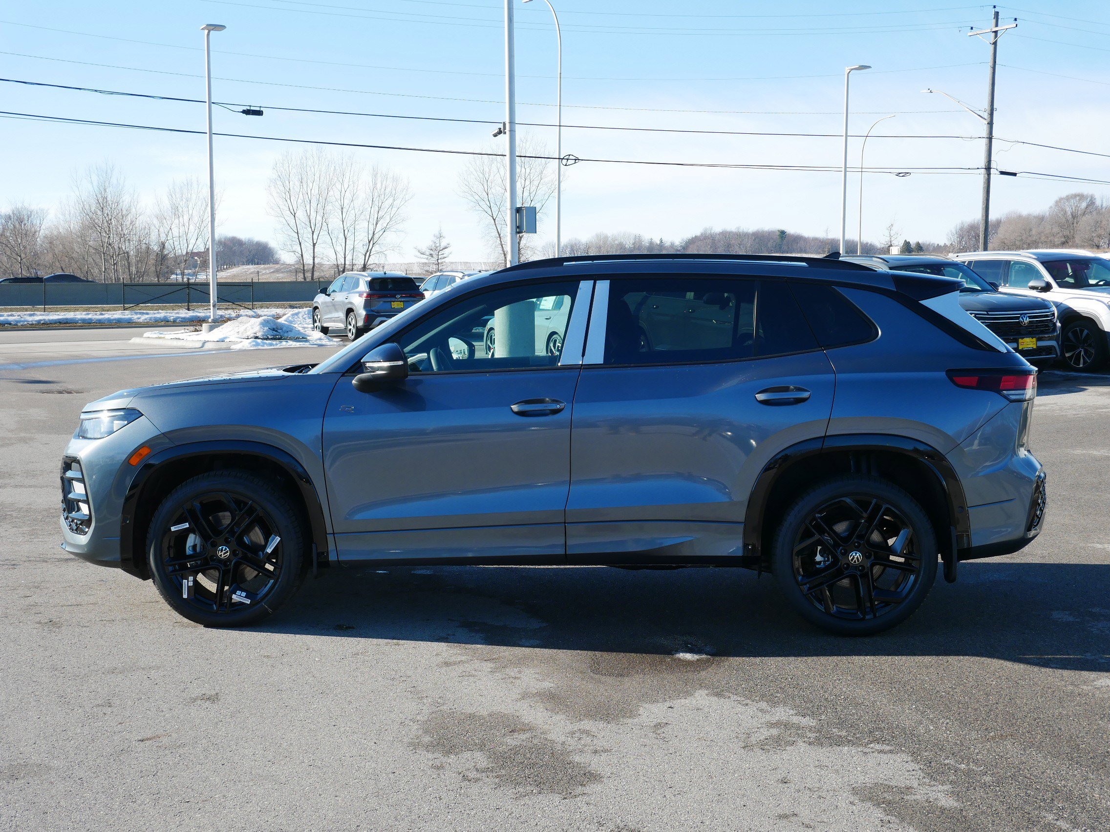 New 2026 Volkswagen Tiguan SE R-Line video 3