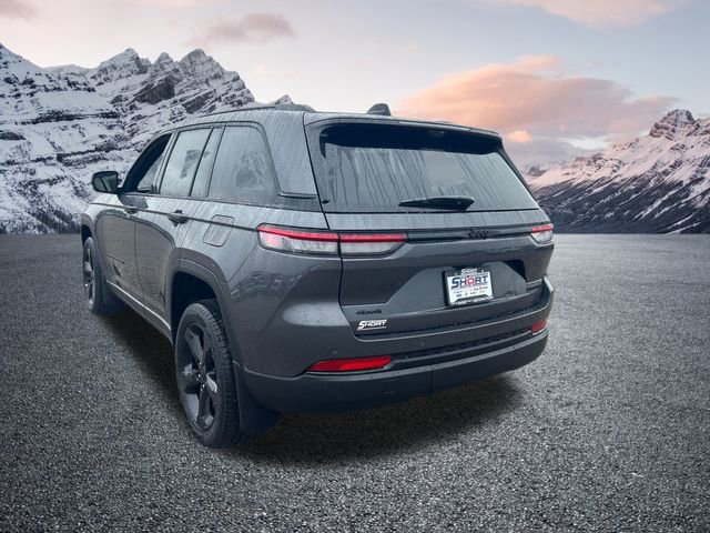 New 2025 Jeep Grand Cherokee Limited w/ Luxury Tech Group II image 3