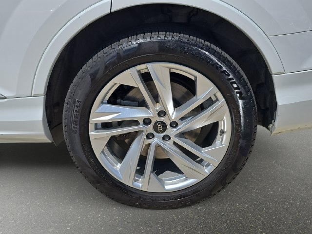 Used 2021 Audi Q7 2.0T Premium Plus w/ Premium Plus Package AWD/4WD image 38