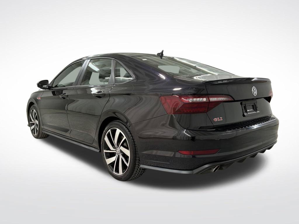 Used 2021 Volkswagen Jetta GLI FWD image 2