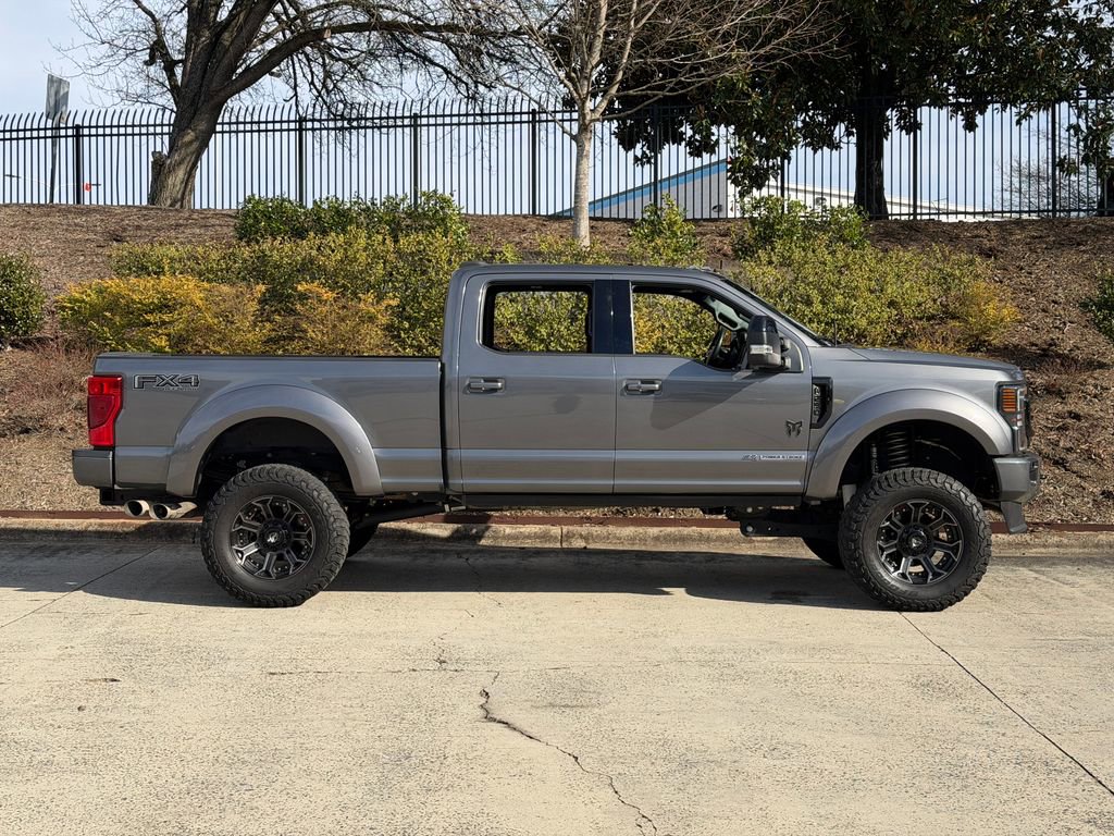 Used 2022 Ford F250 Lariat w/ Black Appearance Package image 2