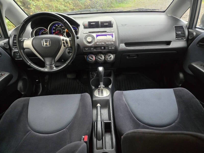 Used 2007 Honda Fit Sport image 12