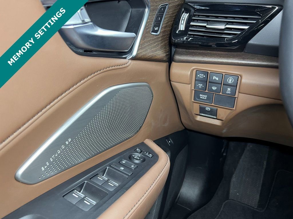 Used 2025 Acura RDX SH-AWD w/ Advance Package image 7
