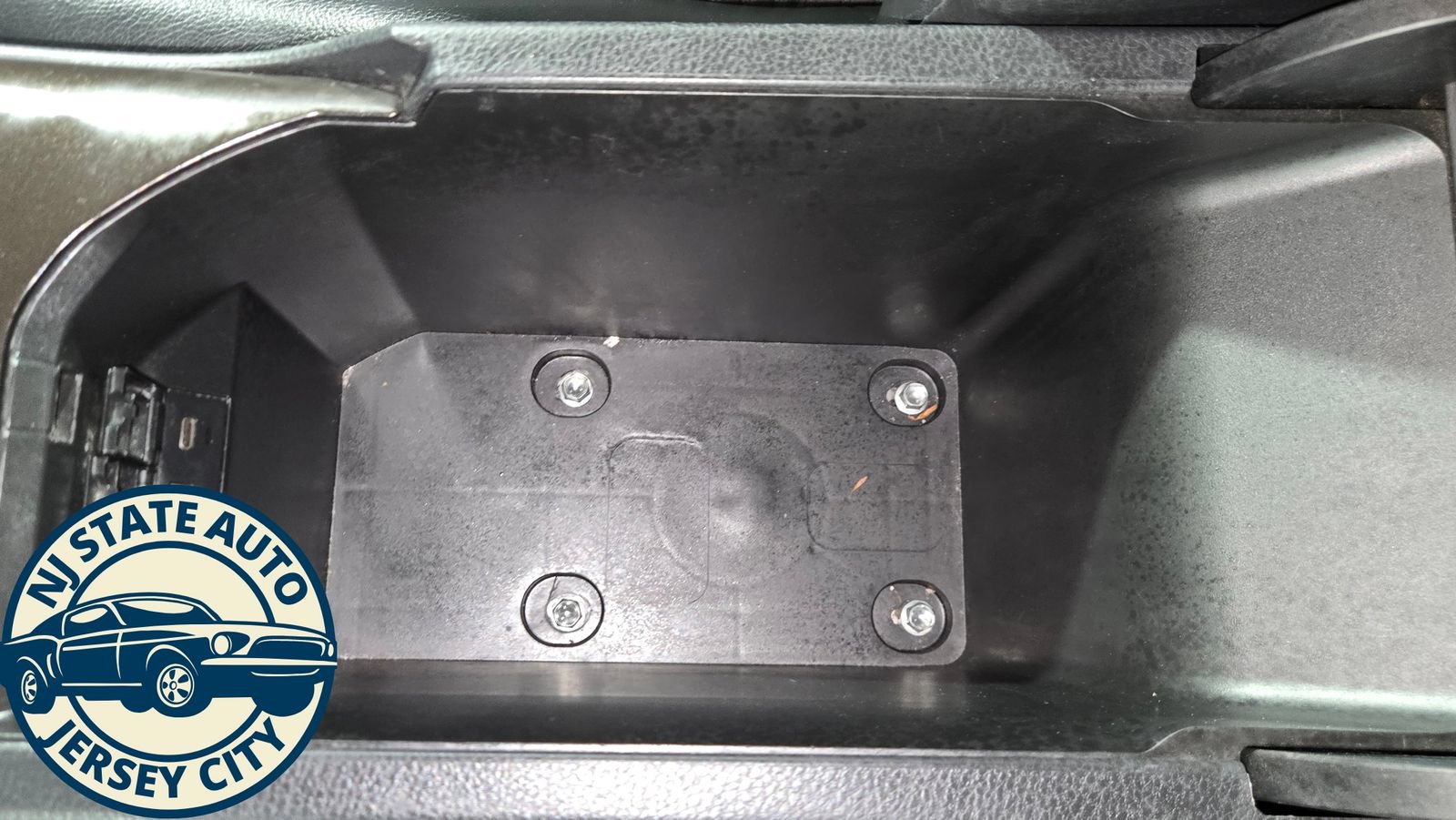 Used 2021 Toyota Camry SE FWD image 19