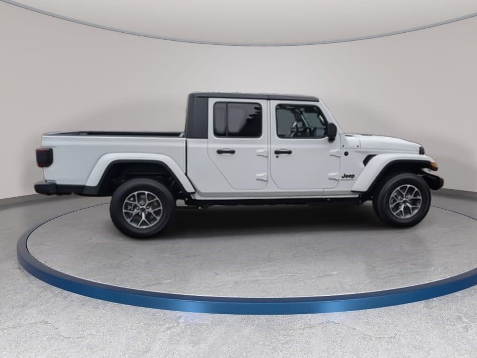 New 2026 Jeep Gladiator Sport AWD/4WD image 4