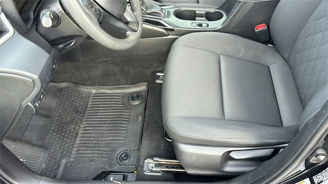 Used 2024 Toyota Corolla LE image 23