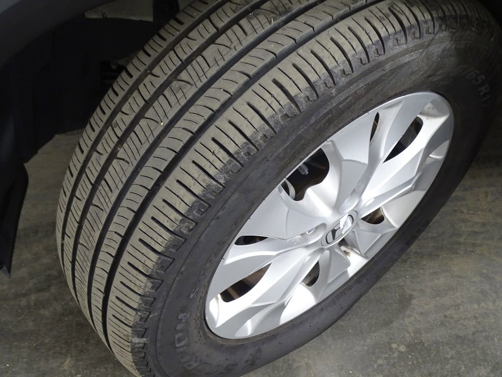 Used 2013 Honda CR-V EX-L image 39