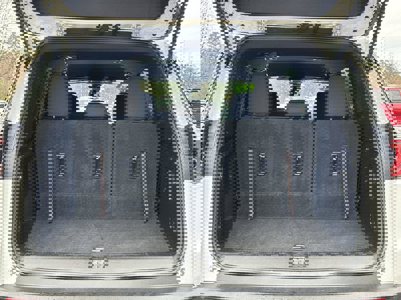 Used 2025 GMC Acadia Elevation image 32