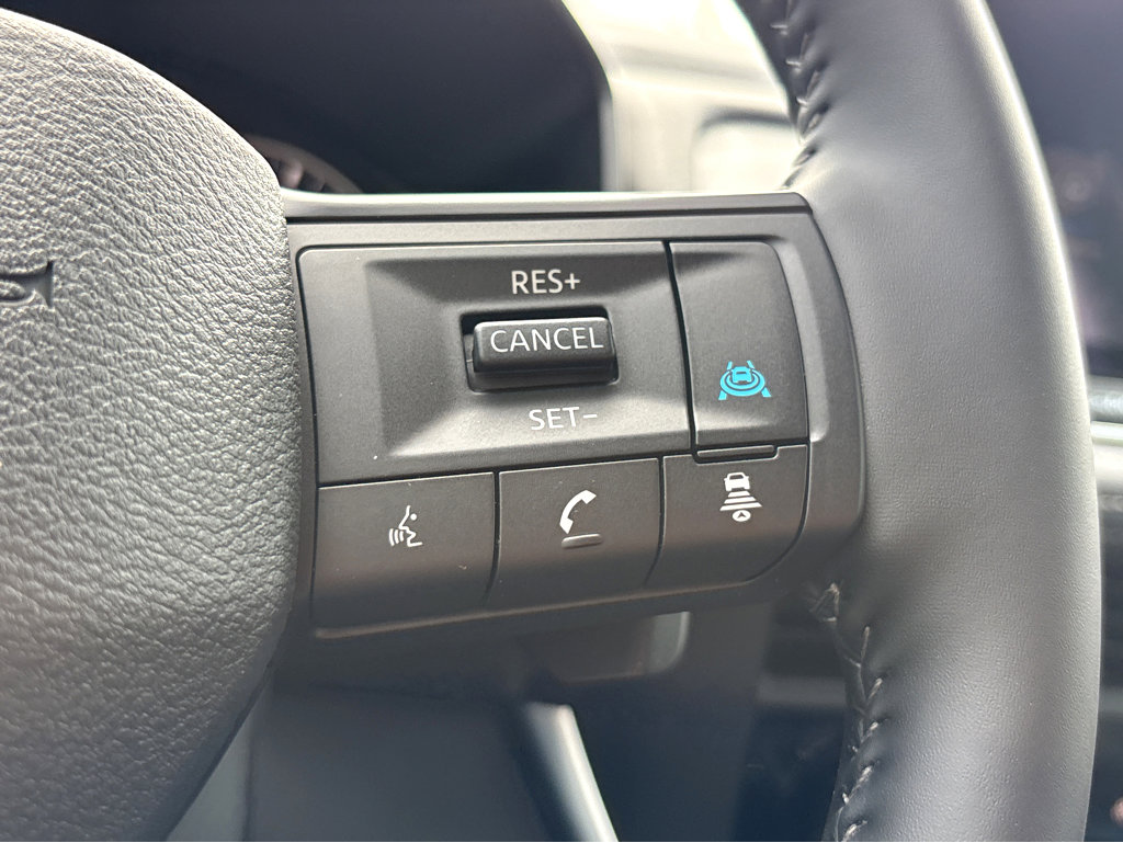 New 2026 Nissan Rogue Platinum AWD/4WD image 17