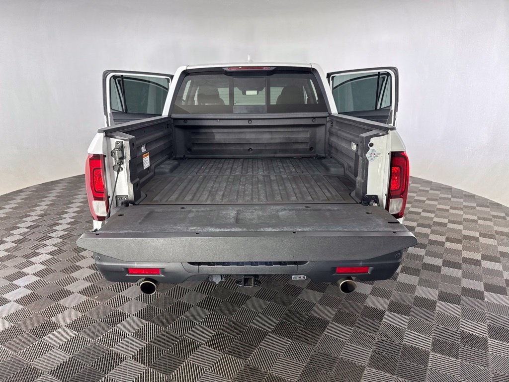 Used 2023 Honda Ridgeline RTL-E image 17