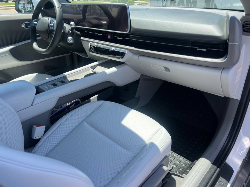 Used 2024 Hyundai Ioniq 6 SEL RWD image 43