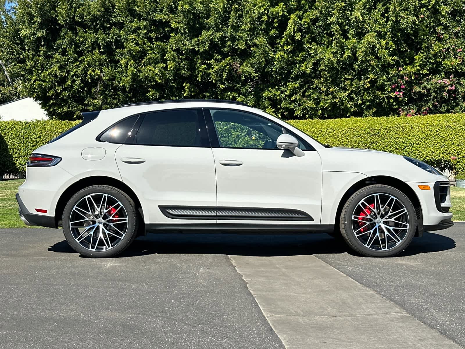 New 2026 Porsche Macan S AWD/4WD image 9