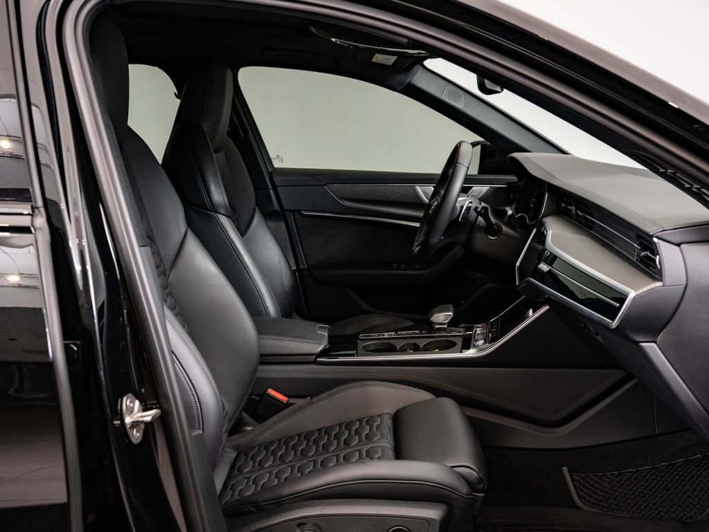 Used 2023 Audi RS 6 AWD/4WD image 24