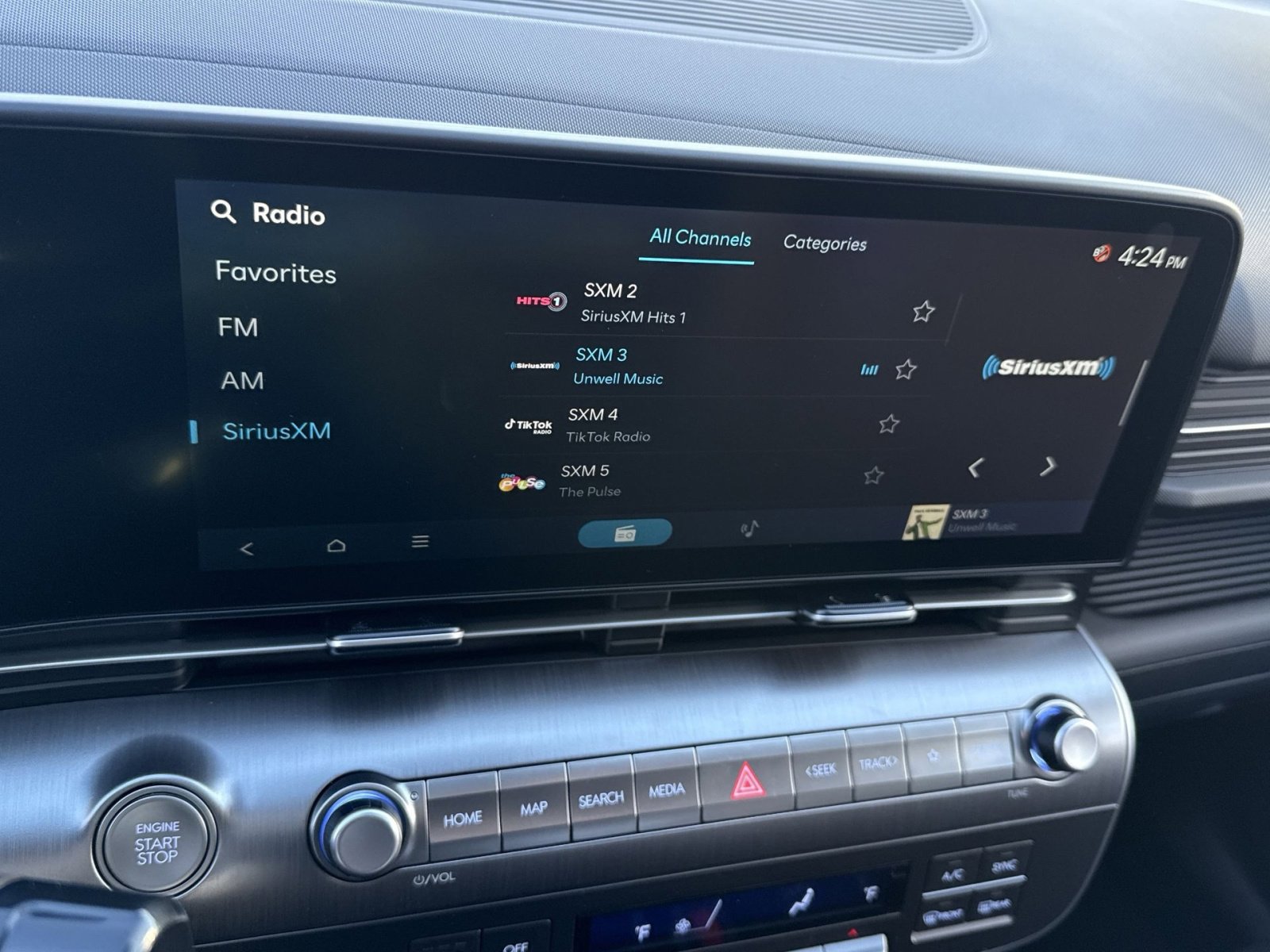 New 2026 Hyundai Kona SEL Premium image 18