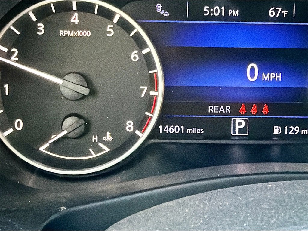 Used 2024 Nissan Murano SL image 12