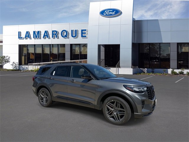 New 2025 Ford Explorer ST-Line w/ Premium Package