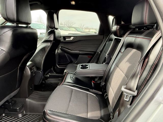 Certified 2024 Ford Escape ST-Line w/ Tech Pack #1 image 9