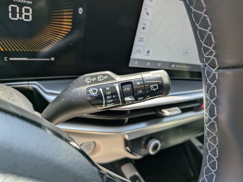 Certified 2025 Kia Sorento S AWD/4WD image 34