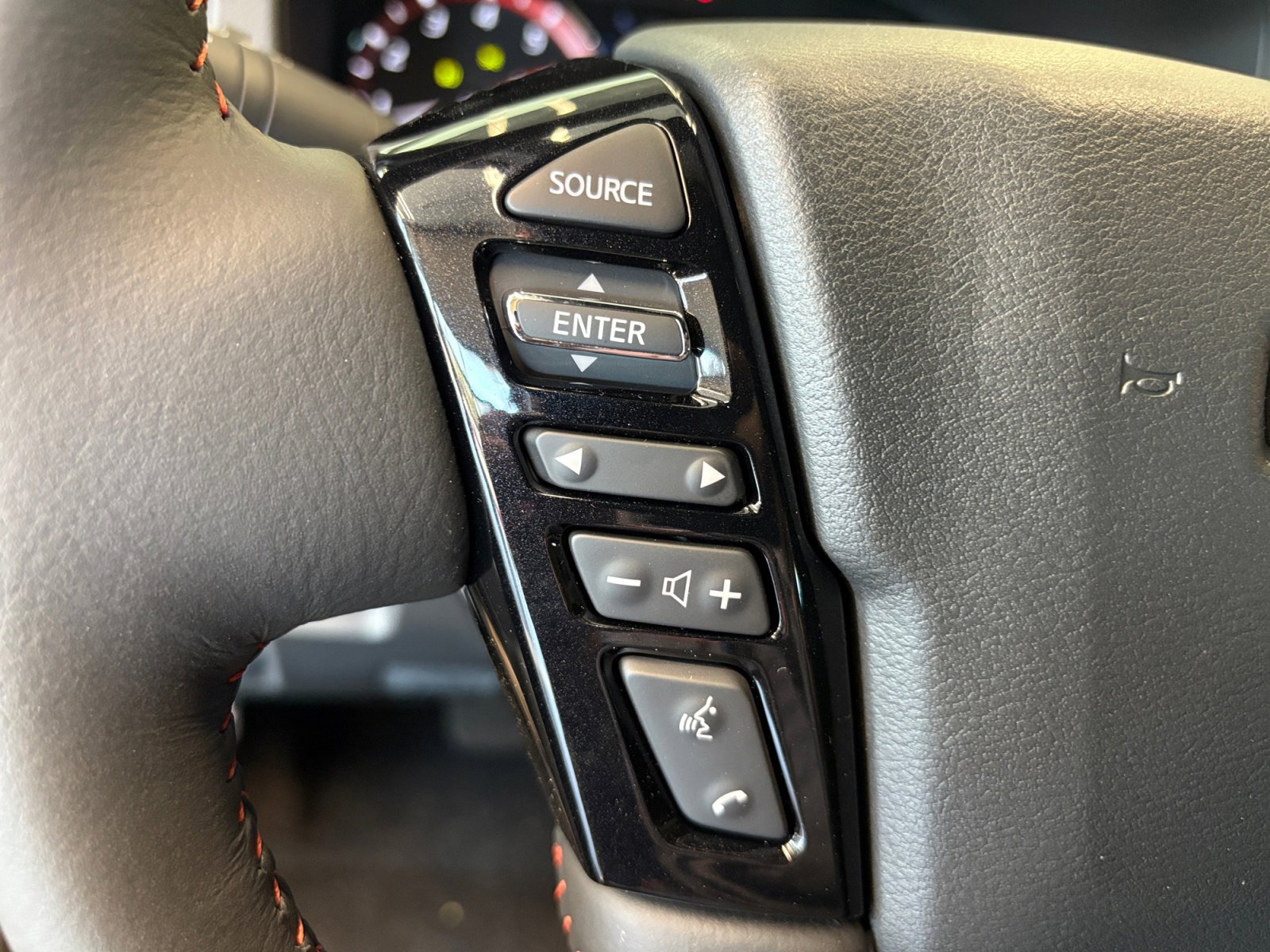 New 2026 Nissan Frontier PRO-4X w/ Pro-4x Convenience Package image 18