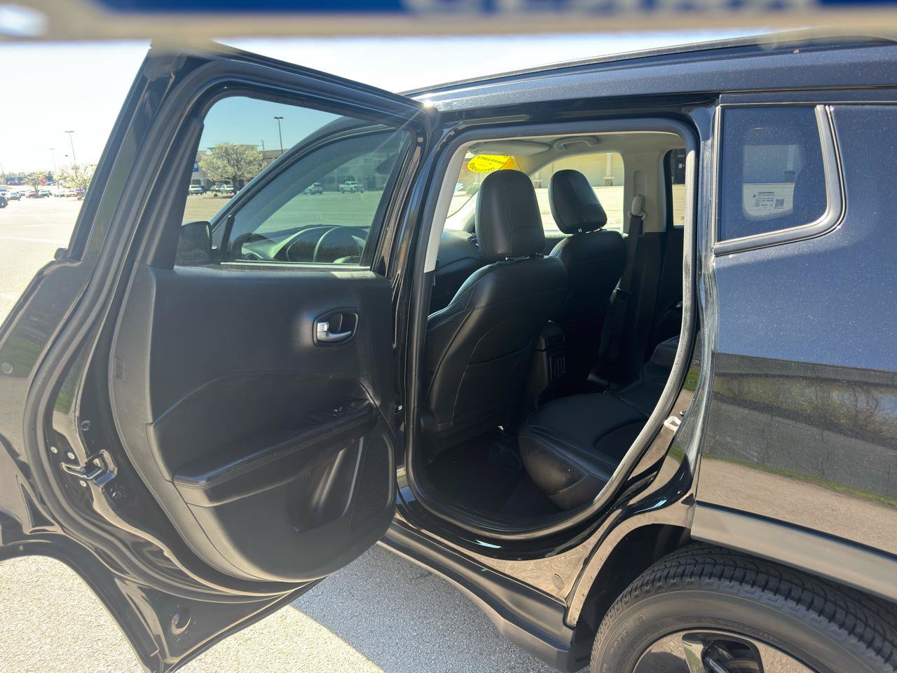 Used 2021 Jeep Compass Latitude FWD image 37