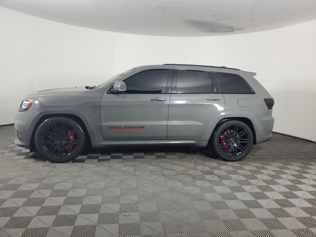 Used 2021 Jeep Grand Cherokee SRT image 7