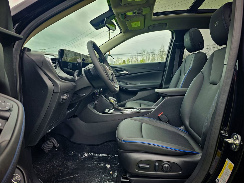 New 2026 Buick Encore GX Sport Touring w/ Comfort Package AWD/4WD image 12