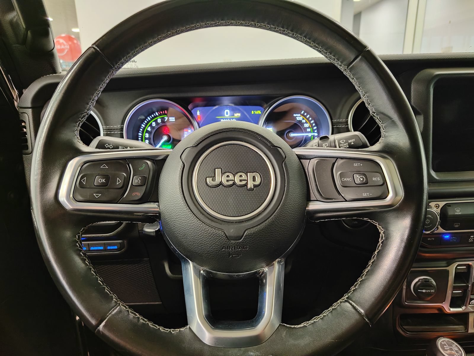 Used 2022 Jeep Wrangler Unlimited Sahara AWD/4WD image 20