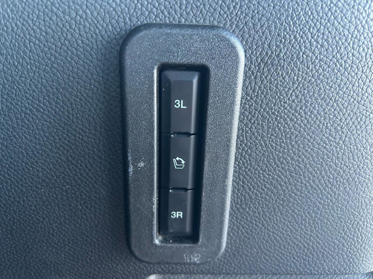 Used 2017 Ford Expedition EL Limited image 20