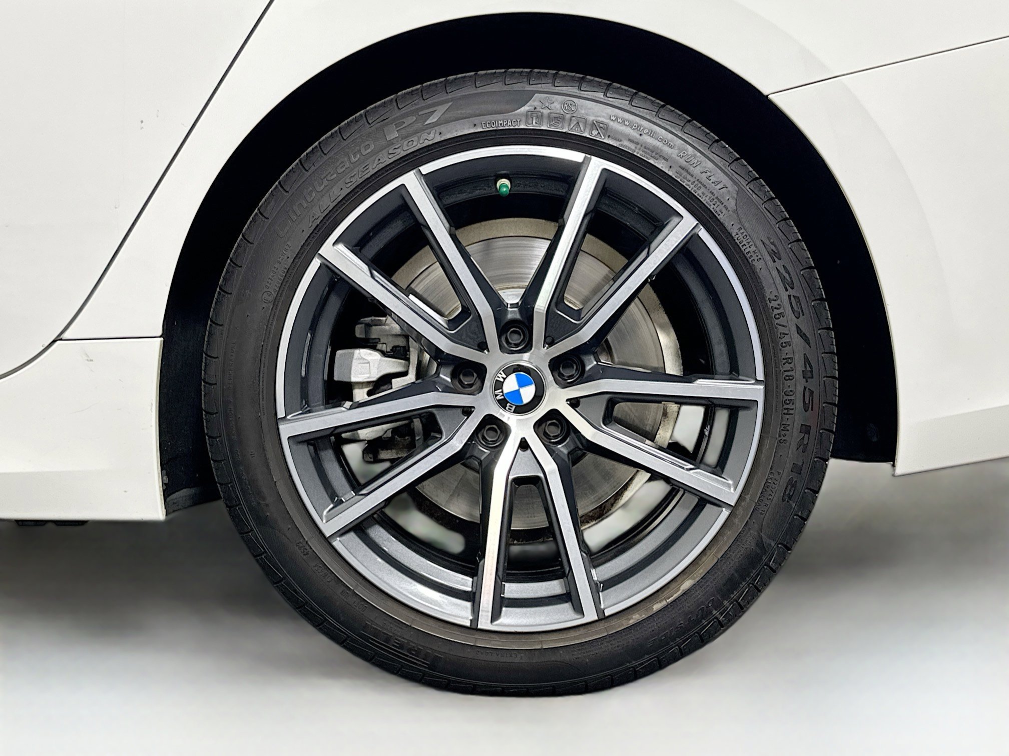 Used 2021 BMW 330i Sedan w/ Premium Package RWD image 11