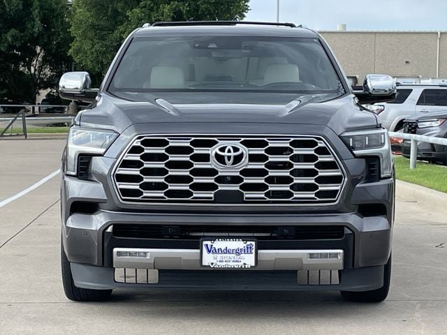 Used 2024 Toyota Sequoia Capstone AWD/4WD image 6