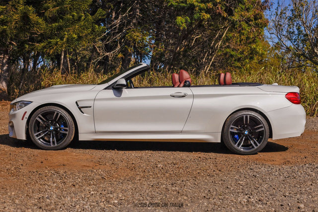 Used 2015 BMW M4 Convertible image 3