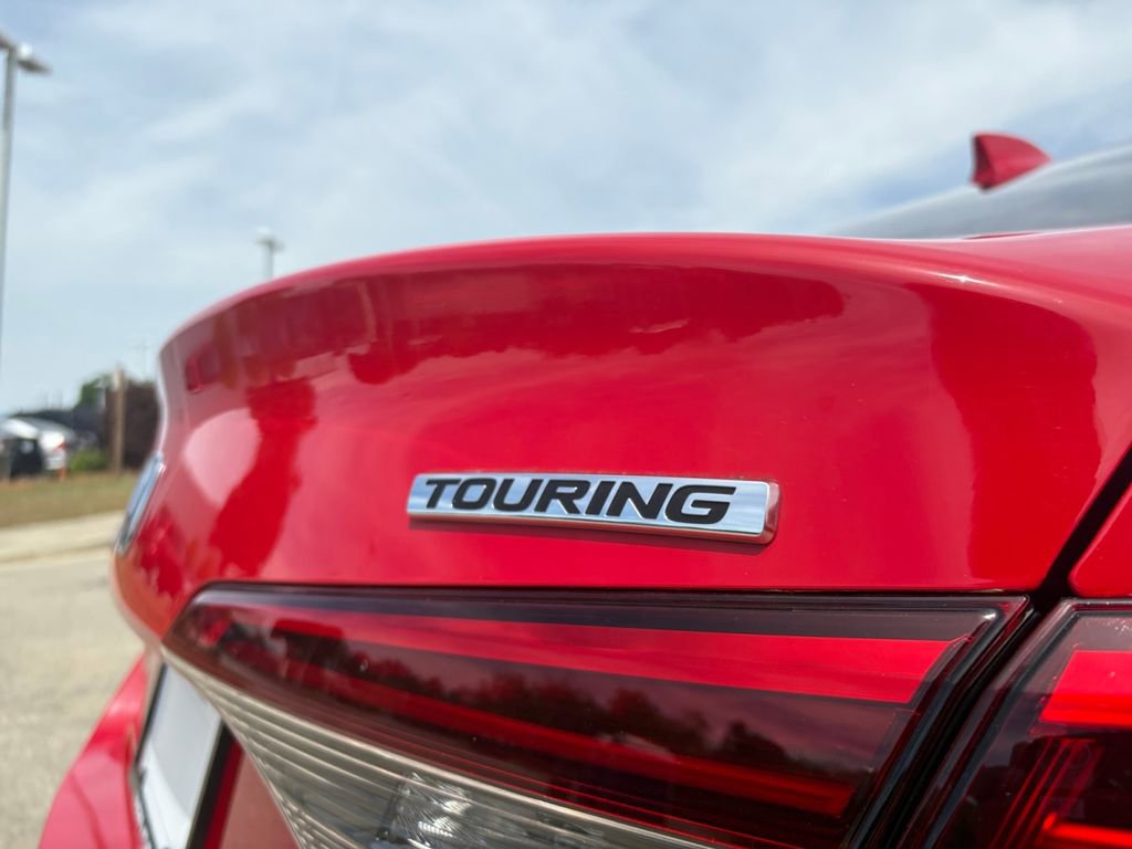 Used 2023 Honda Civic Touring image 10